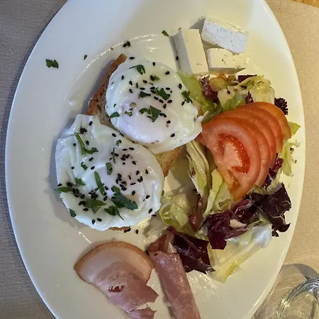 Barrique 19 - Breakfast Delivered & Minibar - Mall Area * Брашов